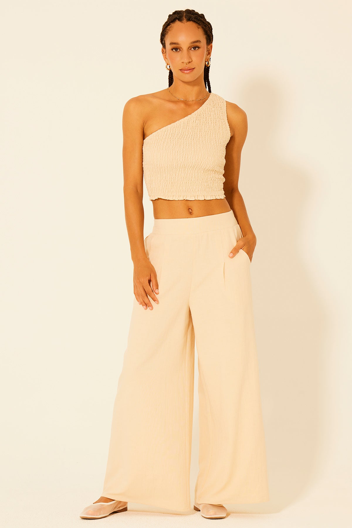 Valerie Pant